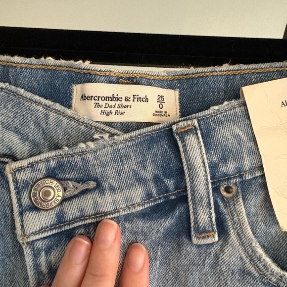 A&F High Rise Dad Short - Picture 3 of 7